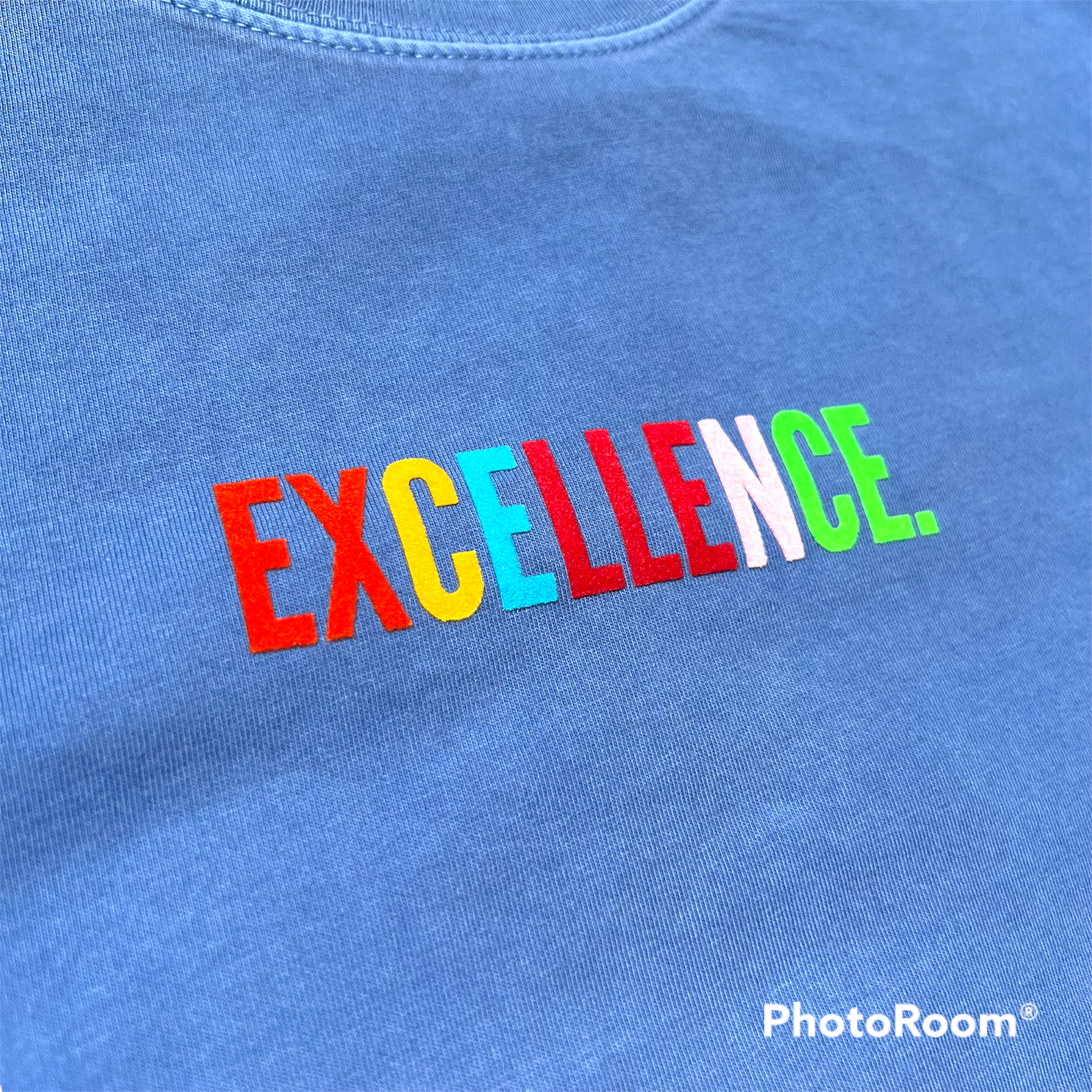 EXCELLENCE. COLORS – T-Shirt Designs Nuri - Blueberry